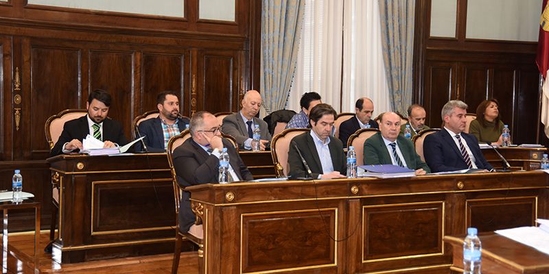 El Grupo Popular lamenta que Vega apruebe un presupuesto que disminuye un 17,3% la inversión real en los municipios de la provincia