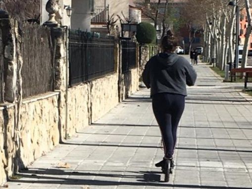 El PP propone la elaboración de una ordenanza municipal que regule el uso de patinetes eléctricos en Azuqueca