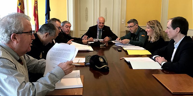 El subdelegado del Gobierno en Cuenca preside la reunión del Grupo de Trabajo Provincial para la colaboración entre la Inspección de Trabajo y las Fuerzas y Cuerpos de Seguridad del Estado