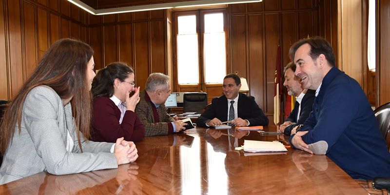 La Diputación y el Ayuntamiento de Cuenca desarrollarán un sello de calidad para adecuarse a las demandas turísticas