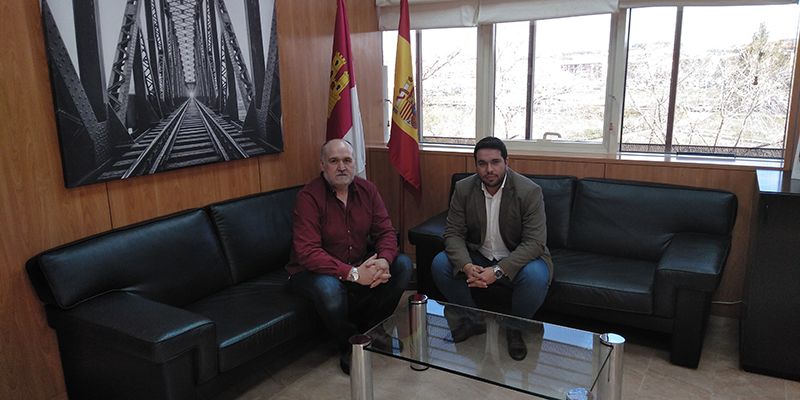 La Federación Regional del Taxi y el director general de Transportes avanzan en la nueva Ley del Transporte de Castilla-La Mancha