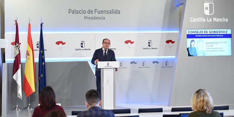 Los empleados públicos de la Administración regional perciben el incremento retributivo del 2 por ciento desde este jueves