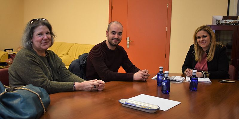 Martínez pone en valor la reapertura de la escuela rural en el municipio de Alcázar del Rey durante el curso 2019-2020