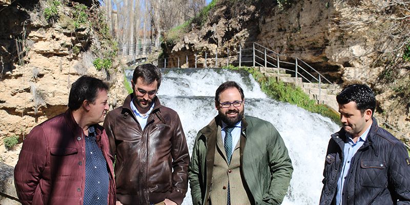 Núñez insiste desde Trillo en reunirse con Page para compartir soluciones en temas importantes como la financiación autonómica, la sanidad o la devolución del IVA a la región