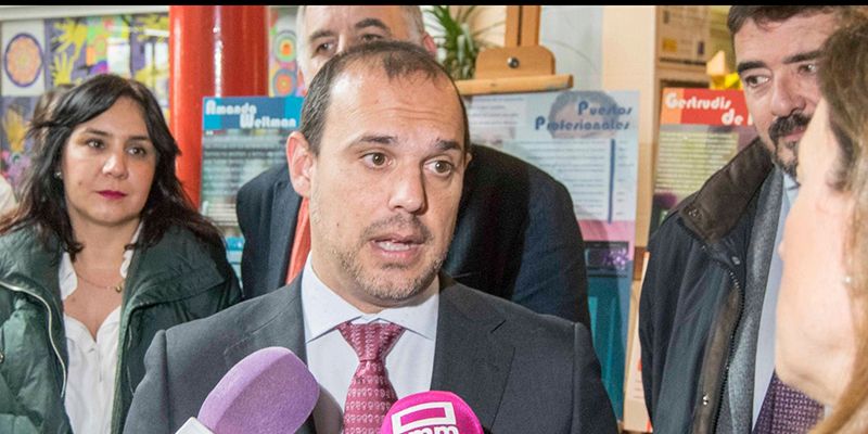 Pablo Bellido pide al PP que rectifique las declaraciones “groseras y abusivas” de Echániz sobre la eutanasia