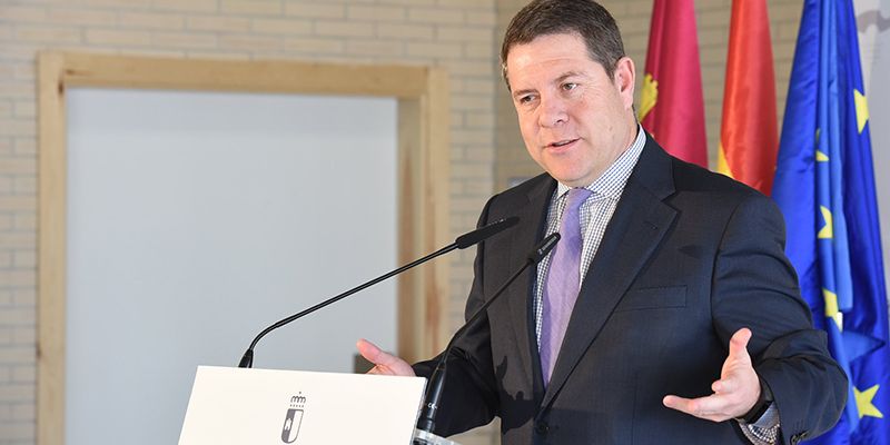 Page anuncia que todos los años de la legislatura habrá oferta pública de empleo en enseñanza para facilitar la consolidación de plazas de interinidad