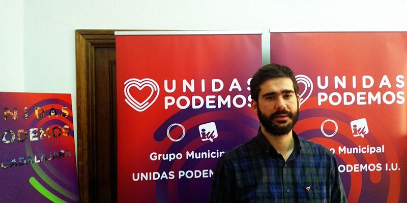 UNIDAS PODEMOS-IU pregunta por la adjudicación del contrato de piscinas del Ayuntamiento