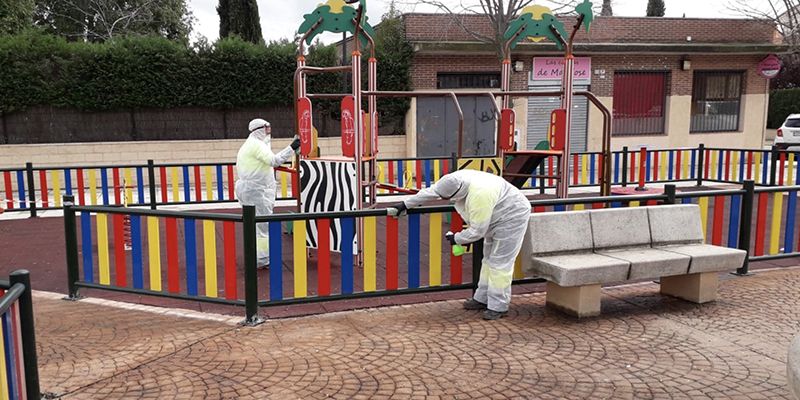 Alovera suma todos sus recursos municipales con más de 25 operarios para su mayor plan de desinfección pública de espacios municipales