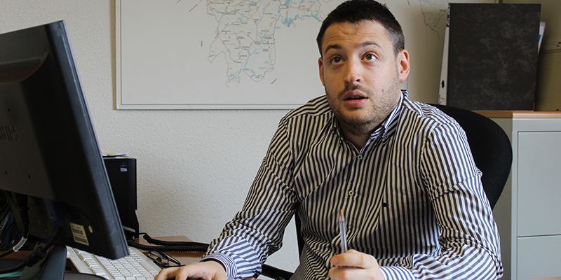 El alcalde de Gajanejos pide medidas concretas y recursos contra la despoblación a la Junta y Diputación