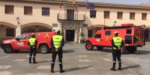 El Ministerio de Defensa despliega efectivos de la UME en Quintanar del Rey para apoyar en la labor de garantizar la seguridad y la de desinfección