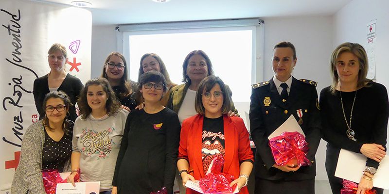 Emotivo acto por el que Cruz Roja Cuenca reconoce a 12 mujeres por su labor cotidiana