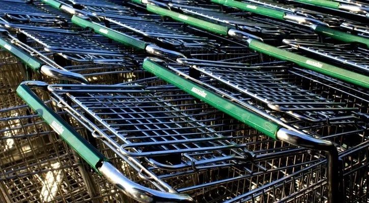 FeSMC UGT pide que los comercios de CLM cierren a las 15 horas y no abran los festivos decretados en Semana Santa