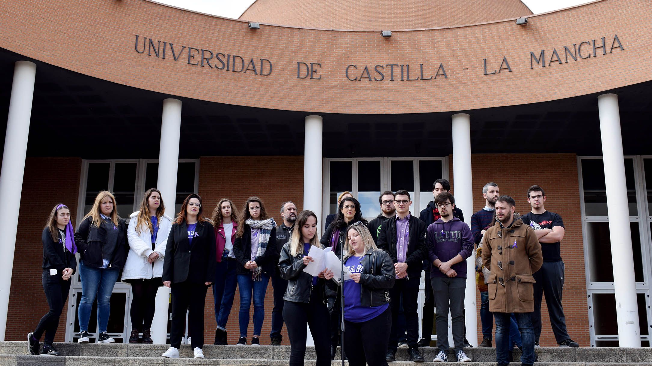 La UCLM dedica su acto institucional por el Día de la Mujer a las supervivientes de la violencia sexual