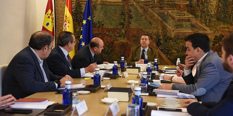 Medidas extraordinarias del Gobierno regional para agilizar la gestión administrativa, reducir el impacto económico y reforzar los medios humanos y materiales de sanidad