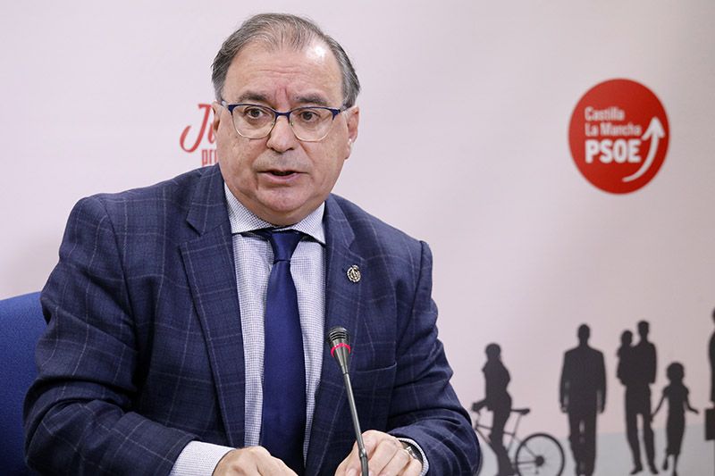 Mora destaca el permanente contacto de los grupos políticos con el Gobierno de CLM y pide no caer en el “oportunismo” 3 Mora destaca el permanente contacto de los grupos políticos con el Gobierno de CLM y pide no caer en el “oportunismo”