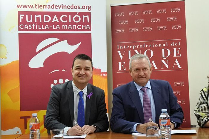 Tierra de Viñedos y la OIVE unen fuerzas en la divulgación y promoción de la cultura del vino con el fin de incrementar su consumo en Castilla-La Mancha