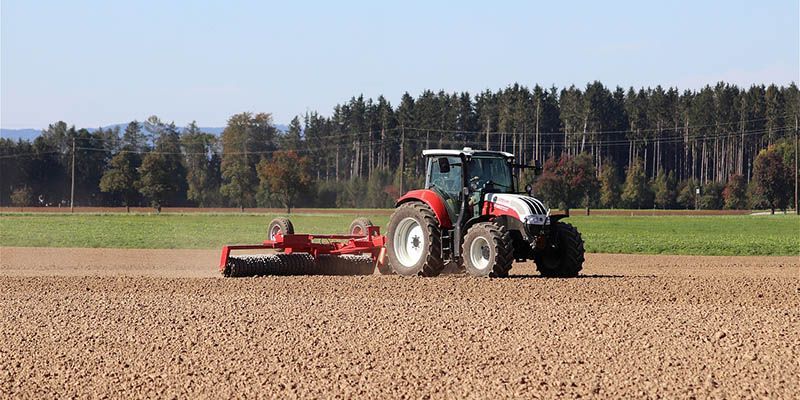 Unión de Uniones rechaza la matriculación obligatoria de cierto tipo de aperos para permitir su circulación