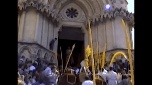 1983. La Borriquilla entra en la Catedral 2 vlcsnap 00011