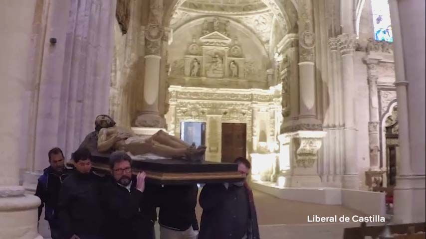 La puesta en andas de una Semana Santa que seguirá siendo Santa