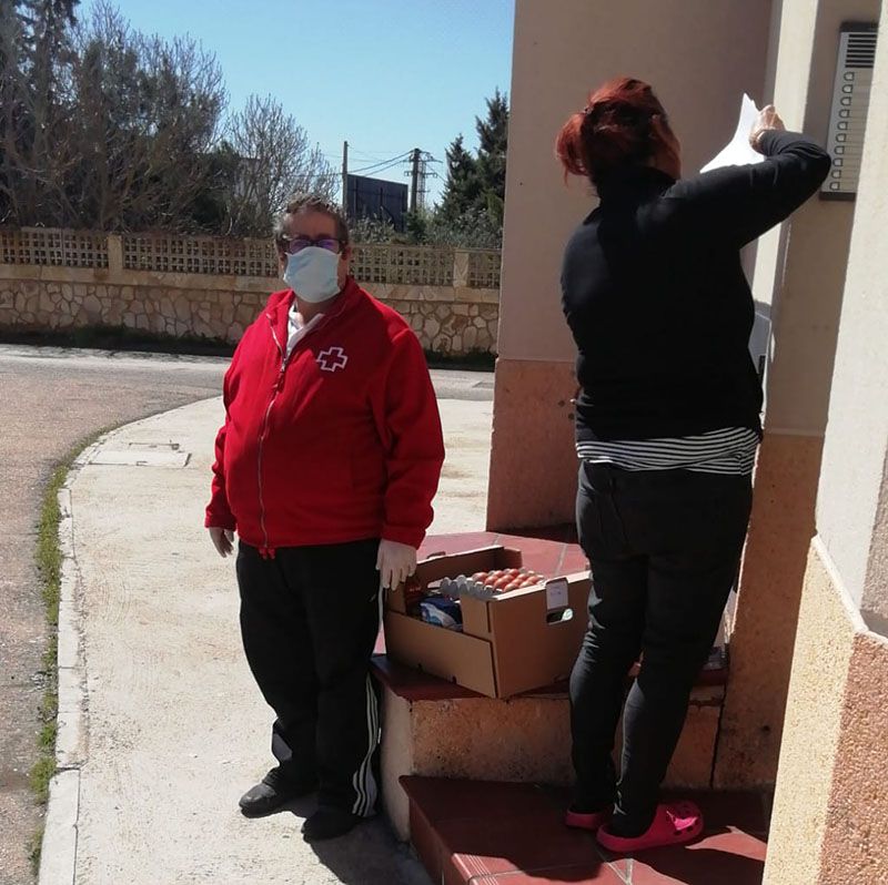Cruz Roja Guadalajara continúa atendiendo necesidades de la población gracias a más de un centenar de personas a través del Plan Cruz Roja RESPONDE frente al COVID-19 1 Cruz Roja Española en Guadalajara continúa atendiendo necesidades de la población gracias a más de un centenar de personas a través del Plan Cruz Roja RESPONDE frente al COVID-19