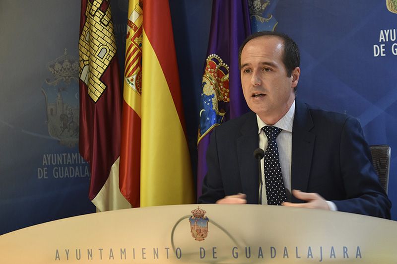 El Ayuntamiento de Guadalajara repartirá cinco mascarillas por domicilio en los próximos días