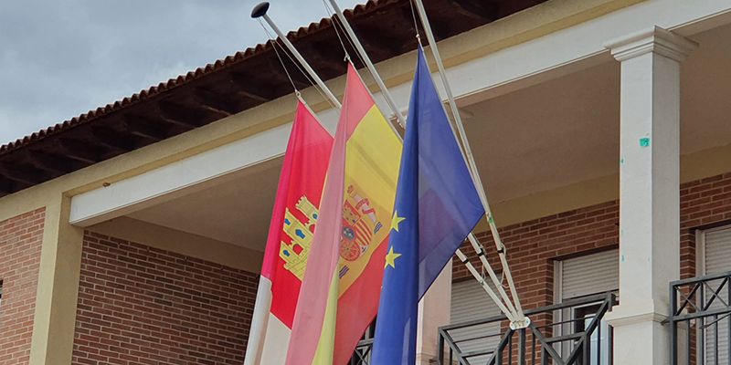 El Ayuntamiento de Villanueva de la Torre decreta luto oficial hasta que finalice la crisis sanitaria