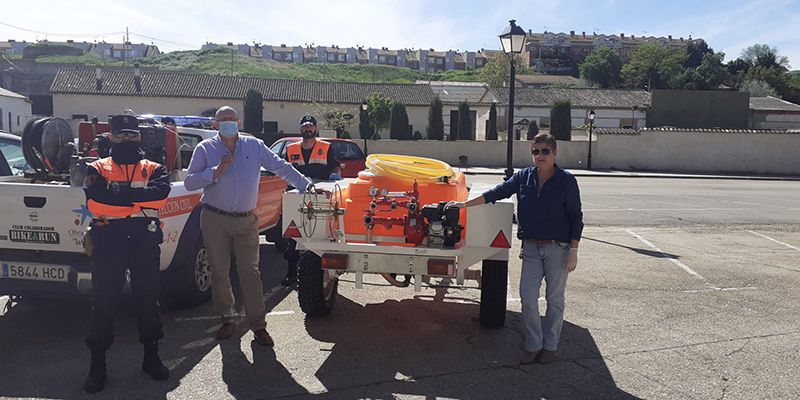 El Ayuntamiento de Villanueva de la Torre equipa con una completa motobomba a la Agrupación de Protección Civil del municipio