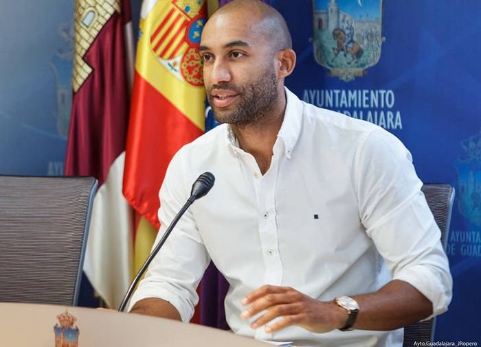 El PP en el Ayuntamiento de Guadalajara se une al Día del Libro y pide que se reanude el servicio de préstamo online que el alcalde ha cancelado 3 El PP en el Ayuntamiento de Guadalajara se une al Día del Libro y pide que se reanude el servicio de préstamo online que el alcalde ha cancelado