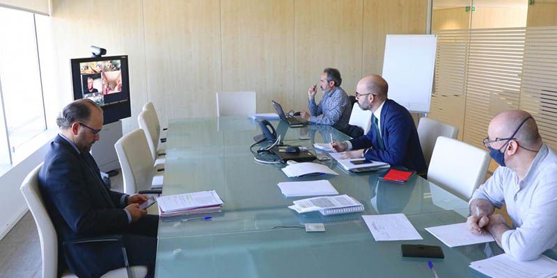 El SESCAM reactiva los foros de negociación con los representantes de sus trabajadores tras el inicio de la crisis sanitaria por coronavirus