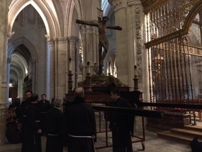 Este lunes, a partir de las 22:30, el Liberal de Castilla retransmitirá "en vivo" la procesión de la Vera Cruz de Cuenca 1 Este lunes, a partir de las 2230, el Liberal de Castilla retransmitirá en vivo la procesión de la Vera Cruz de Cuenca