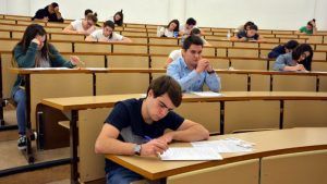 La UCLM convocará una prueba oficial del B1 de inglés y francés en línea y gratuita en el mes de junio