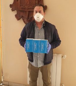 Los trabajadores de la Piscina de Tarancón adquieren a título personal material sanitario que entregan al consistorio