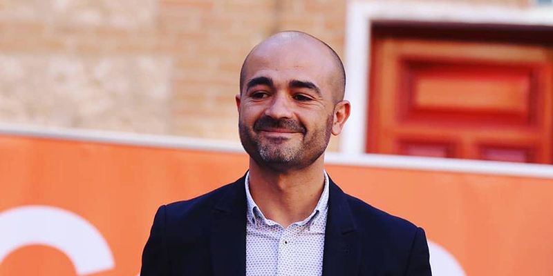 Por quienes construyeron España