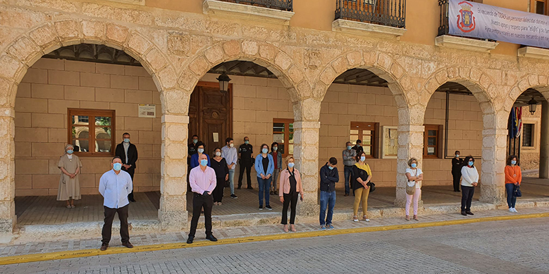 San Clemente se une al minuto de silencio por los fallecidos por COVID-19