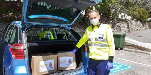 Ceder Alcarria conquense comienza el reparto de elementos de protección, delantales y manguitos de plástico para sanitarios, por los centros de salud de la comarca
