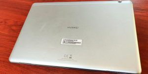 Comienza el reparto de las 4.000 tabletas adquiridas para contrarrestar los efectos de la brecha digital entre el alumnado