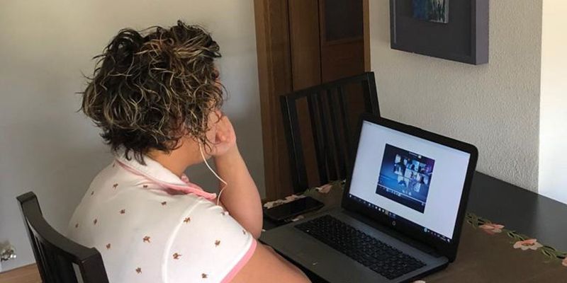 El Ayuntamiento de Cuenca trata con los representantes vecinales las necesidades de arreglo y sustitución de mobiliario urbano