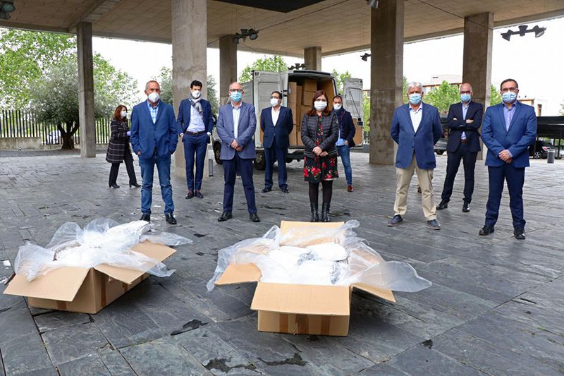 El Gobierno regional agradece a RECAMDER su implicación en la lucha contra la COVID19 contribuyendo con 125.000 mascarillas donadas al SESCAM