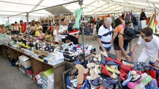 El martes se reanuda el mercadillo en Cuenca con el 25% de los puestos, todos ellos de alimentación y plantas 1 El martes se reanuda el mercadillo en Cuenca con el 25% de los puestos, todos ellos de alimentación y plantas