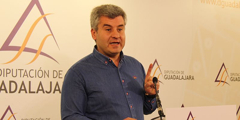 Esteban reclama al presidente de la Diputación que exija a Page más medios de protección de calidad para los profesionales sanitarios y sociosanitarios de la provincia de Guadalajara