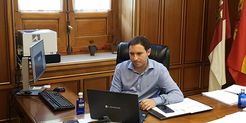 La Diputación de Cuenca ayudará a los empresarios conquenses en la desescalada con el reparto de viseras protectoras