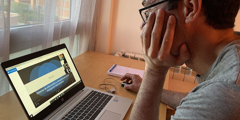 La Junta mantiene a través de la modalidad on-line un total de 28 acciones formativas en Guadalajara en las que participan en torno a 400 alumnos