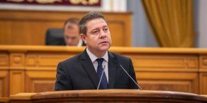 Page anuncia una Ley de Reserva Estratégica de Material Sanitario y firmará el lunes un plan con la patronal y los sindicatos para la reconstrucción económica de la región 2 Page anuncia una Ley de Reserva Estratégica de Material Sanitario y firmará el lunes un plan con la patronal y los sindicatos para la reconstrucción económica de la región