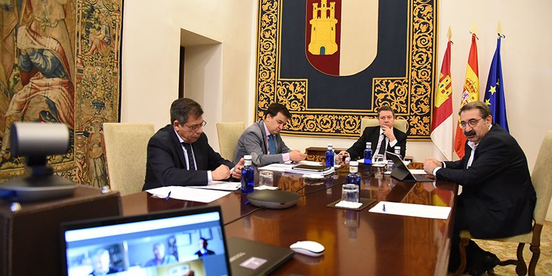 Page invita a participar en el Comité de la desescalada de la región a los expertos del Colegio Oficial de Veterinarios de Castilla-La Mancha 1 Page invita a participar en el Comité de la desescalada de la región a los expertos del Colegio Oficial de Veterinarios de Castilla-La Mancha