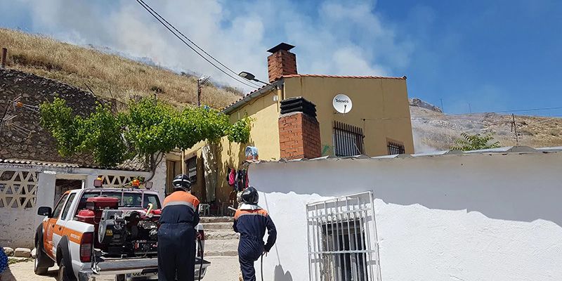 Susto por un pequeño incendio en la ladera del Cerro del Castillo de Huete
