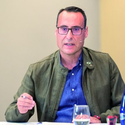 Vox denuncia que “Rojo y Ciudadanos llegan tarde en el reparto de mascarillas a los vecinos de Guadalajara y en la realización de test fiables para los trabajadores municipales” 3 Vox denuncia que “Rojo y Ciudadanos llegan tarde en el reparto de mascarillas a los vecinos de Guadalajara y en la realización de test fiables para los trabajadores municipales”