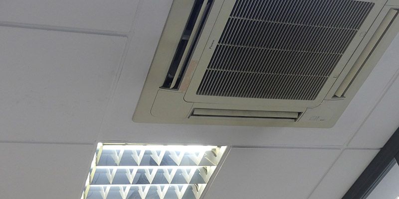 Acoin reseña que el aire acondicionado contribuye a mejorar la calidad del aire y no transmite virus