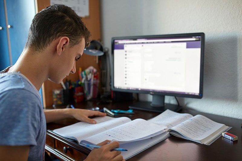 El Gobierno regional adjudica 20 premios extraordinarios de Formación Profesional de Grado Superior