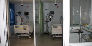 El Hospital de Cuenca culmina la dotación de las camas de cuidados críticos sobrepasando la cifra recomendada por el Ministerio de Sanidad 2 El Hospital de Cuenca culmina la dotación de las camas de cuidados críticos sobrepasando la cifra recomendada por el Ministerio de Sanidad