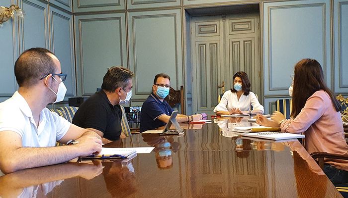 El Patronato, la Junta y el equipo de Integra22 se reúnen para proponer la creación de una cooperativa de apicultores